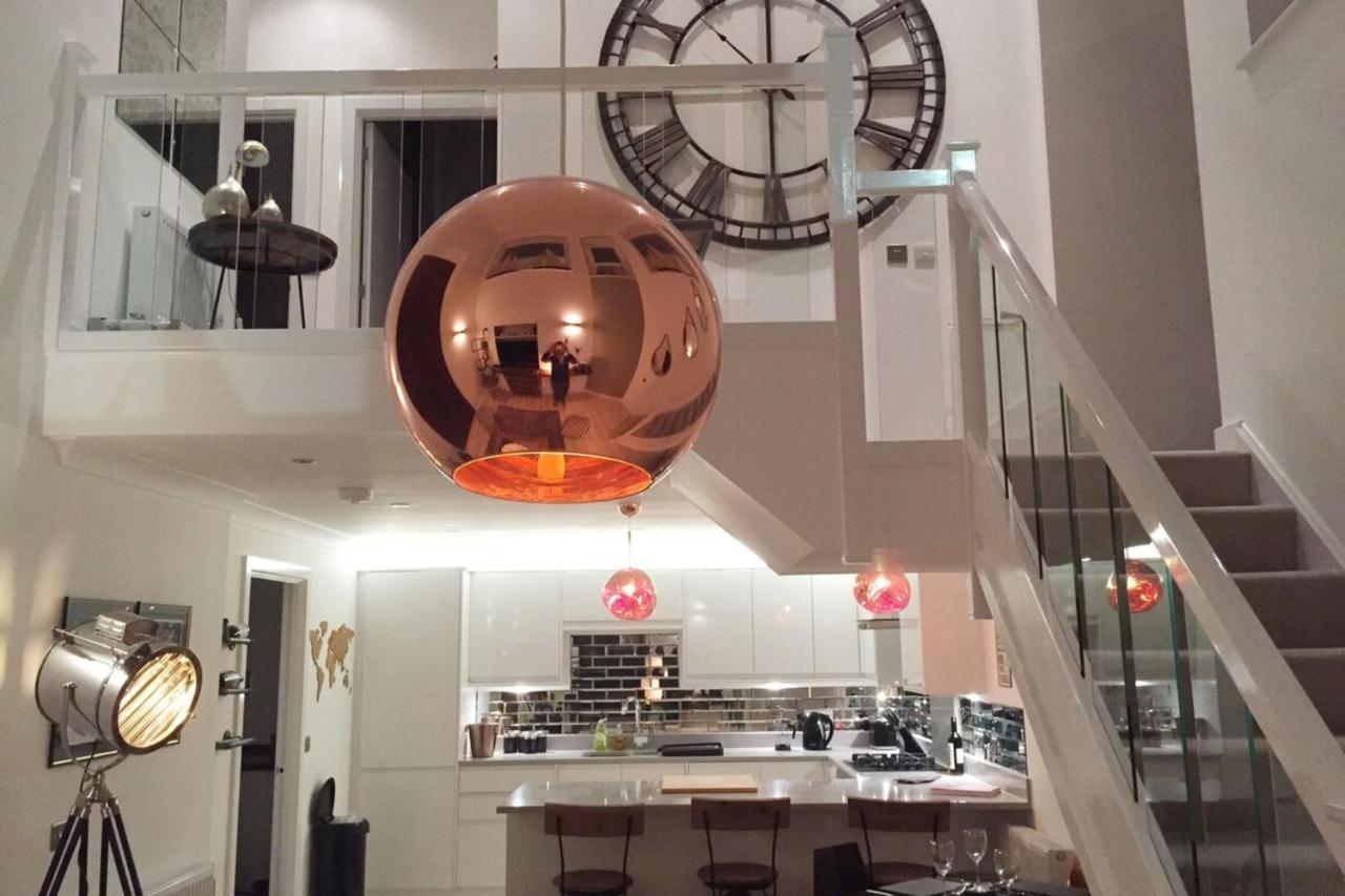 לונדון Spacious 1 Bedroom Split Level Old Pub Conversion Tower Bridge מראה חיצוני תמונה